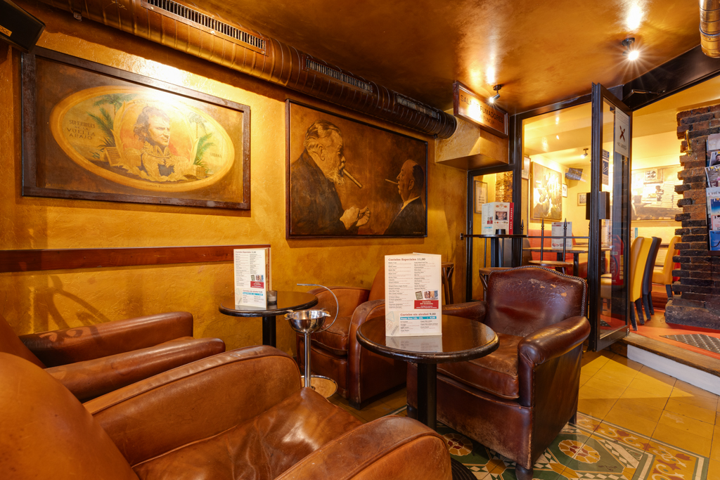 Cubana Café