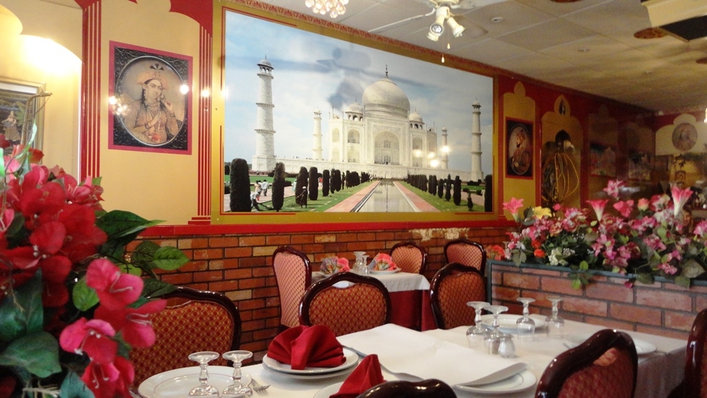 LE Taj Mahal