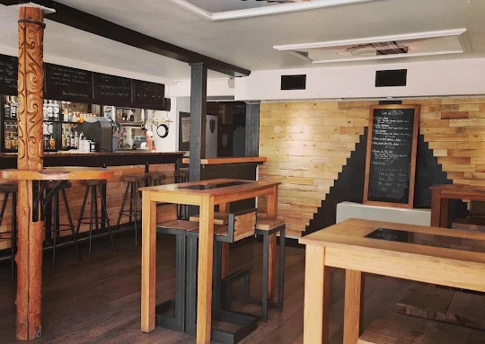 Le P'tit Bar