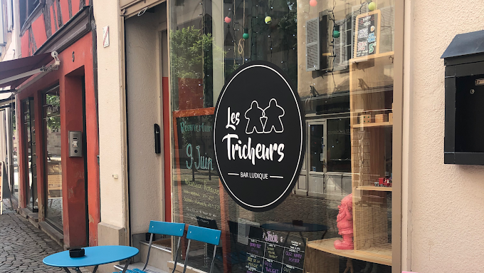 Les Tricheurs - Bar à Jeux