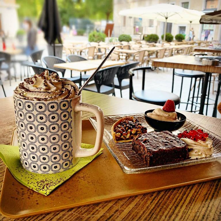 Le Café de la Mairie