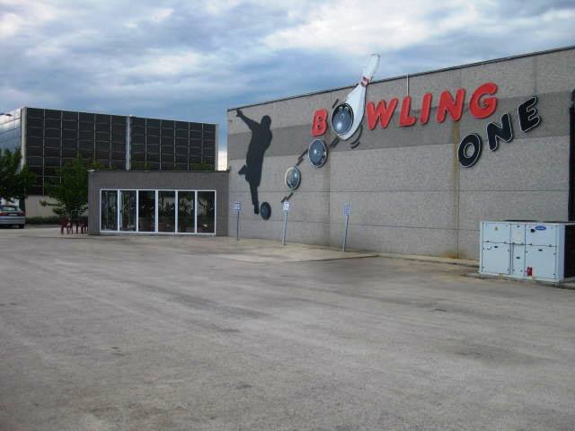 Bowling One