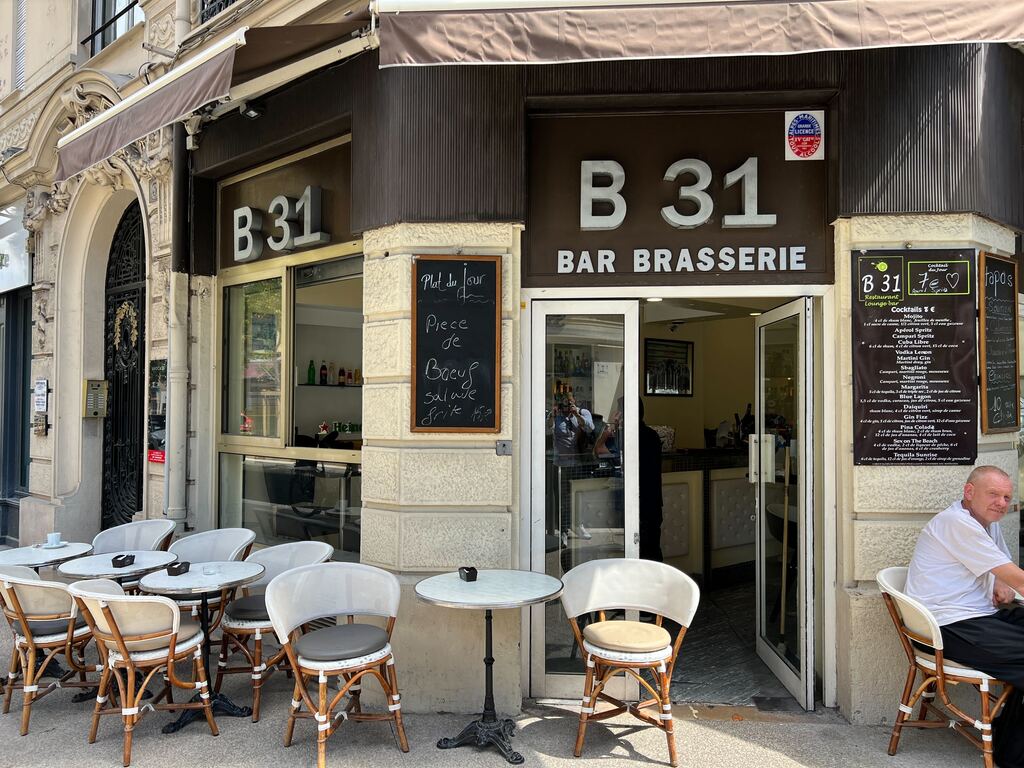 B 31