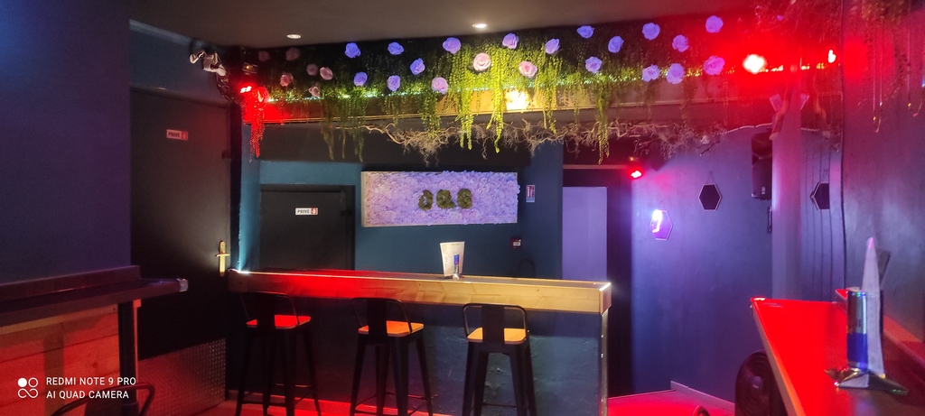 Bar OQG