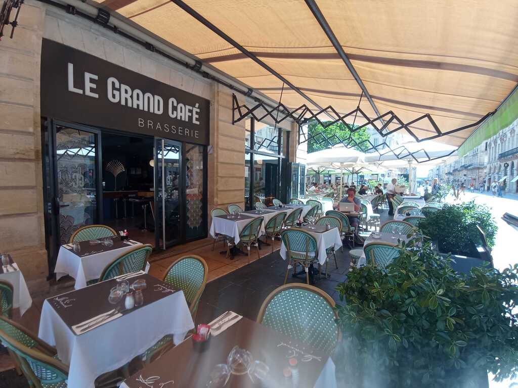 Le Grand Café