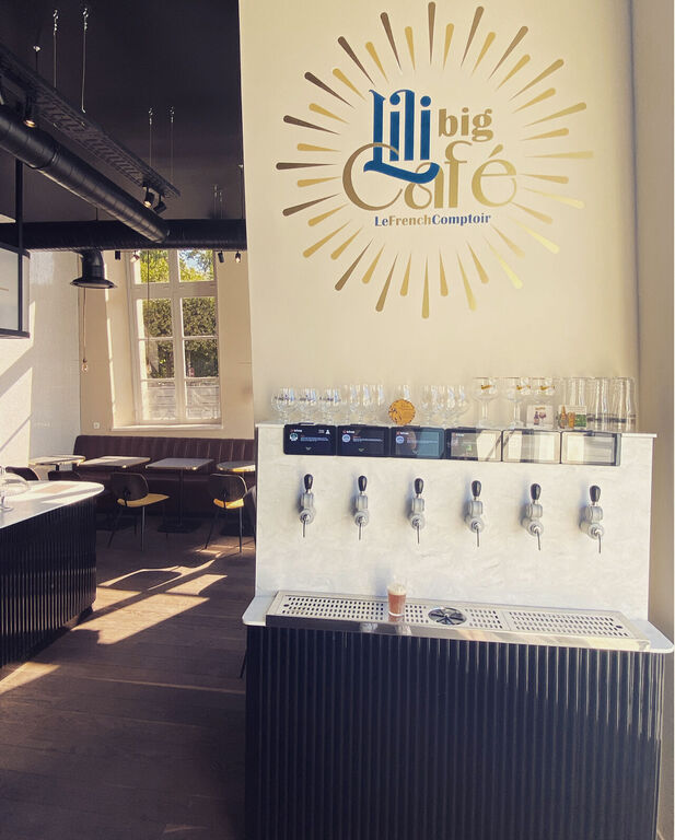 Lili Big Café
