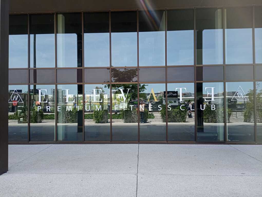 Elevate Premium Fitness Bassin à Flot