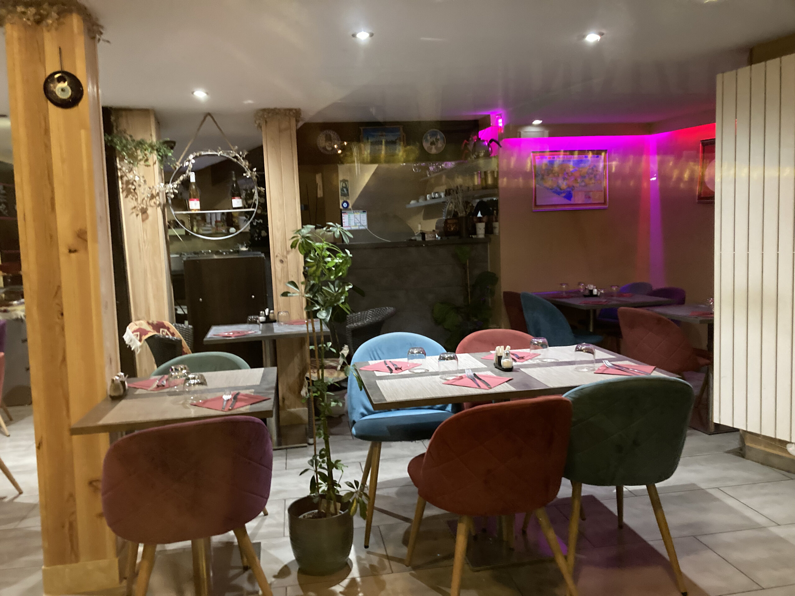 Chez Huri