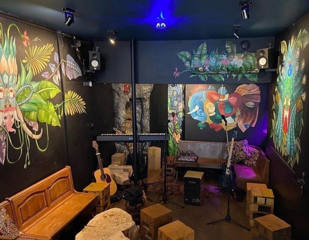 Lanka Bar