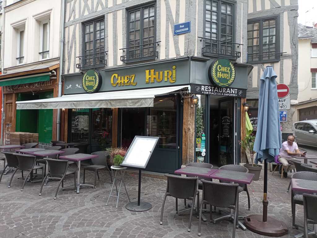 Chez Huri