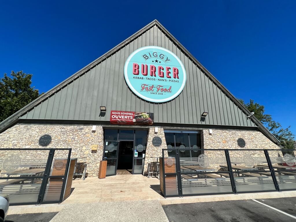 Biggy Burger Pyramide