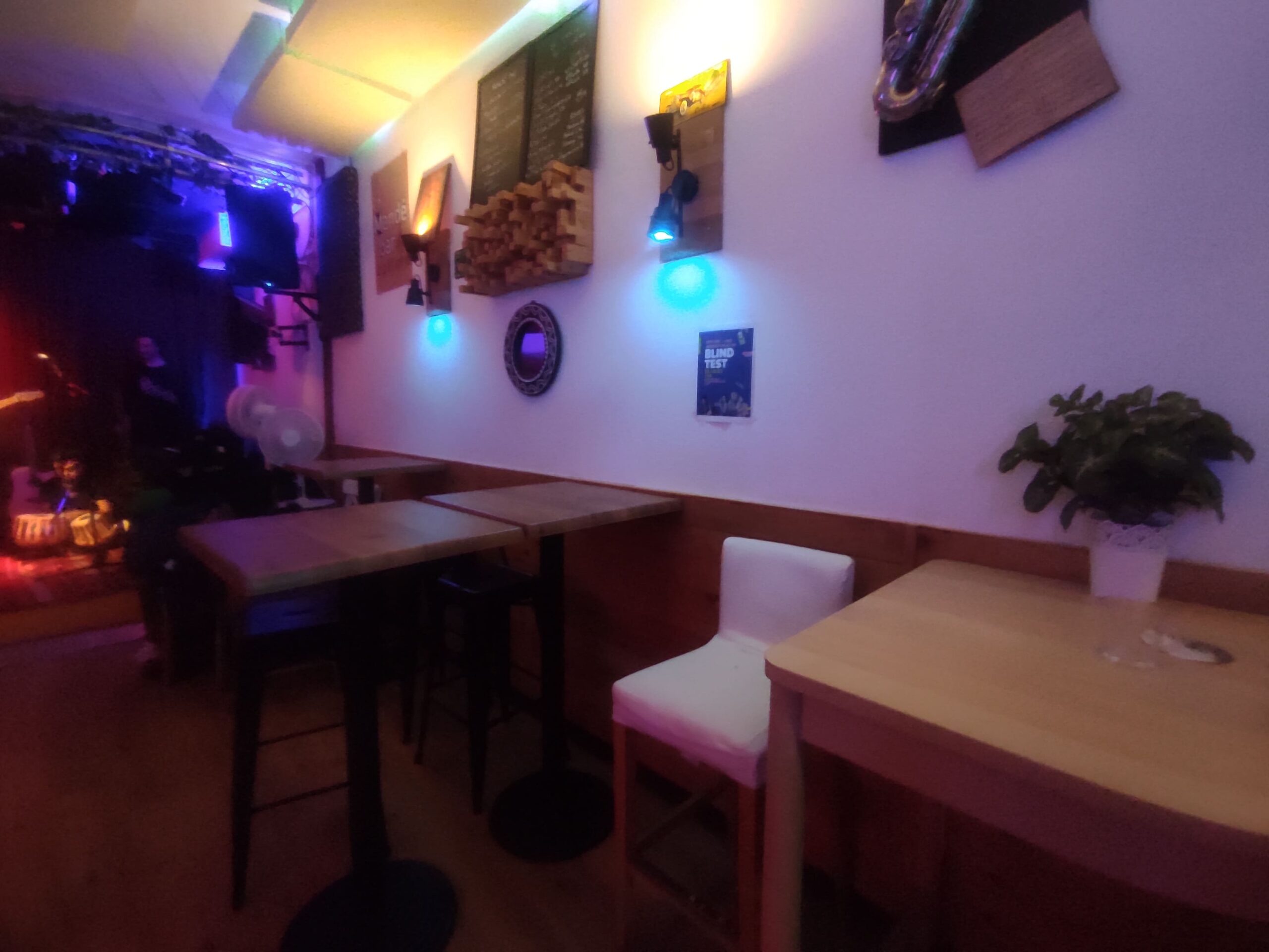 Le Mandé Bar et Culture