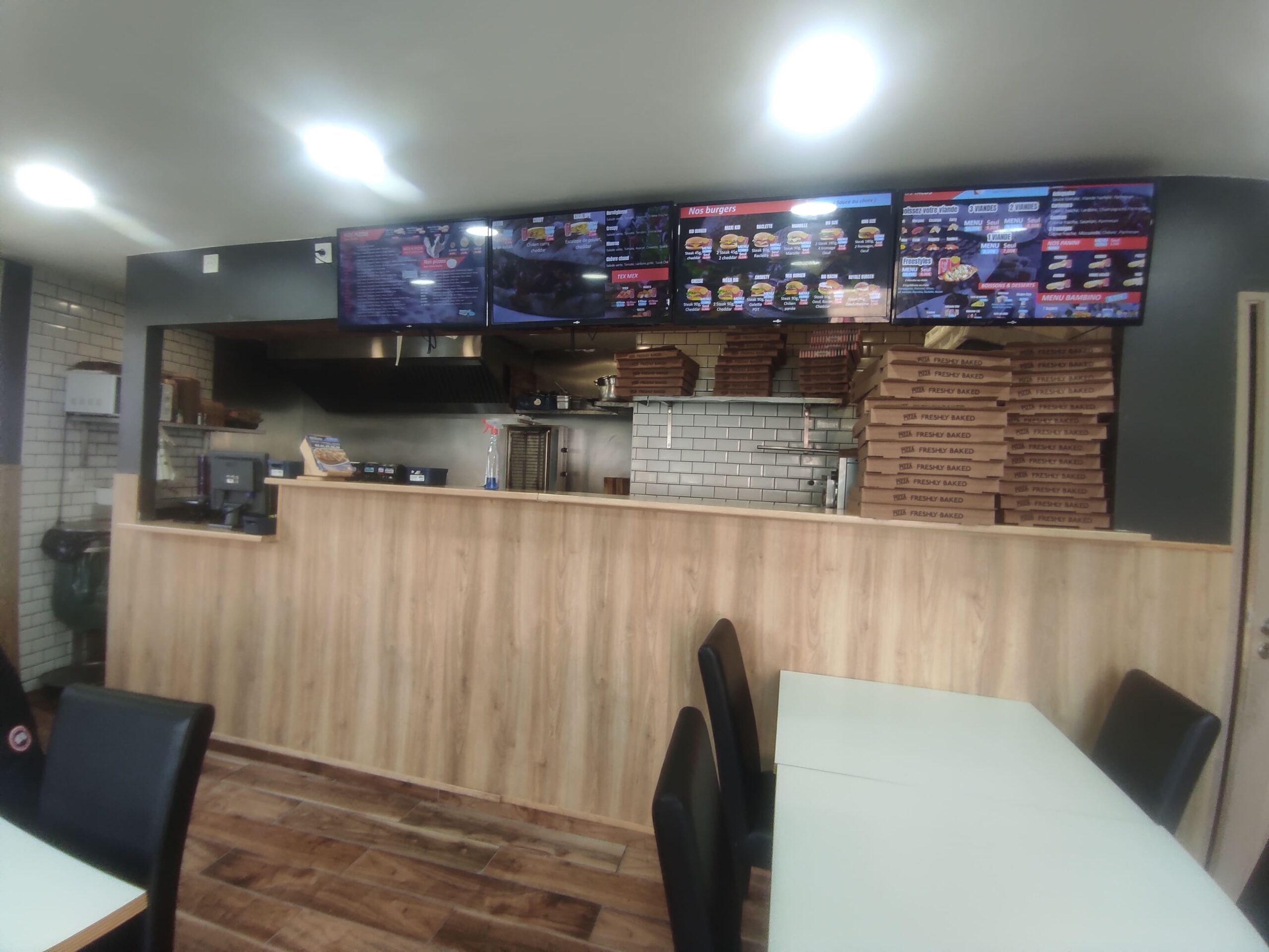 Hollywood Burgers & Pizza