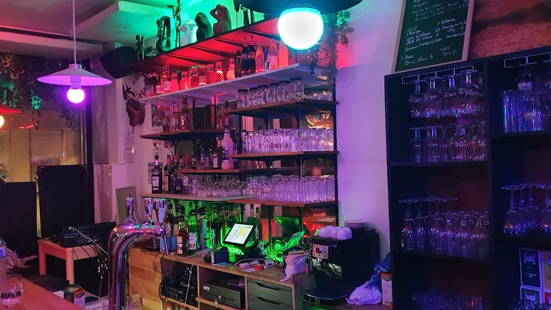 Le Mandé Bar et Culture