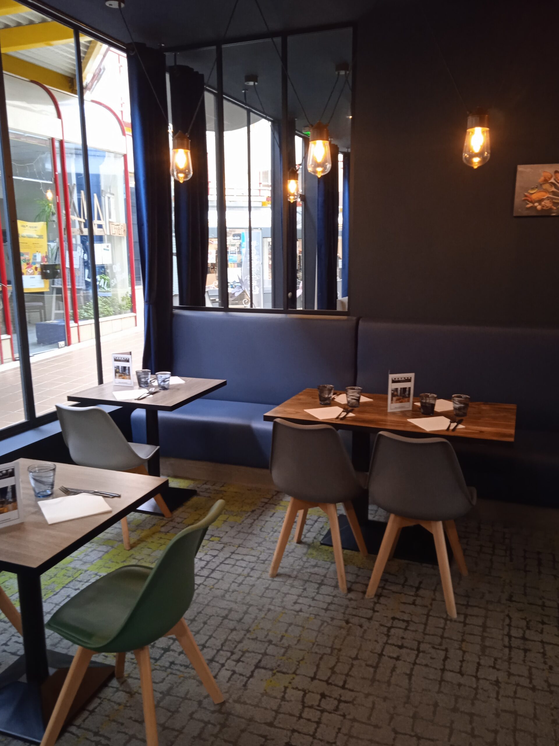 Les Halles Restaurant
