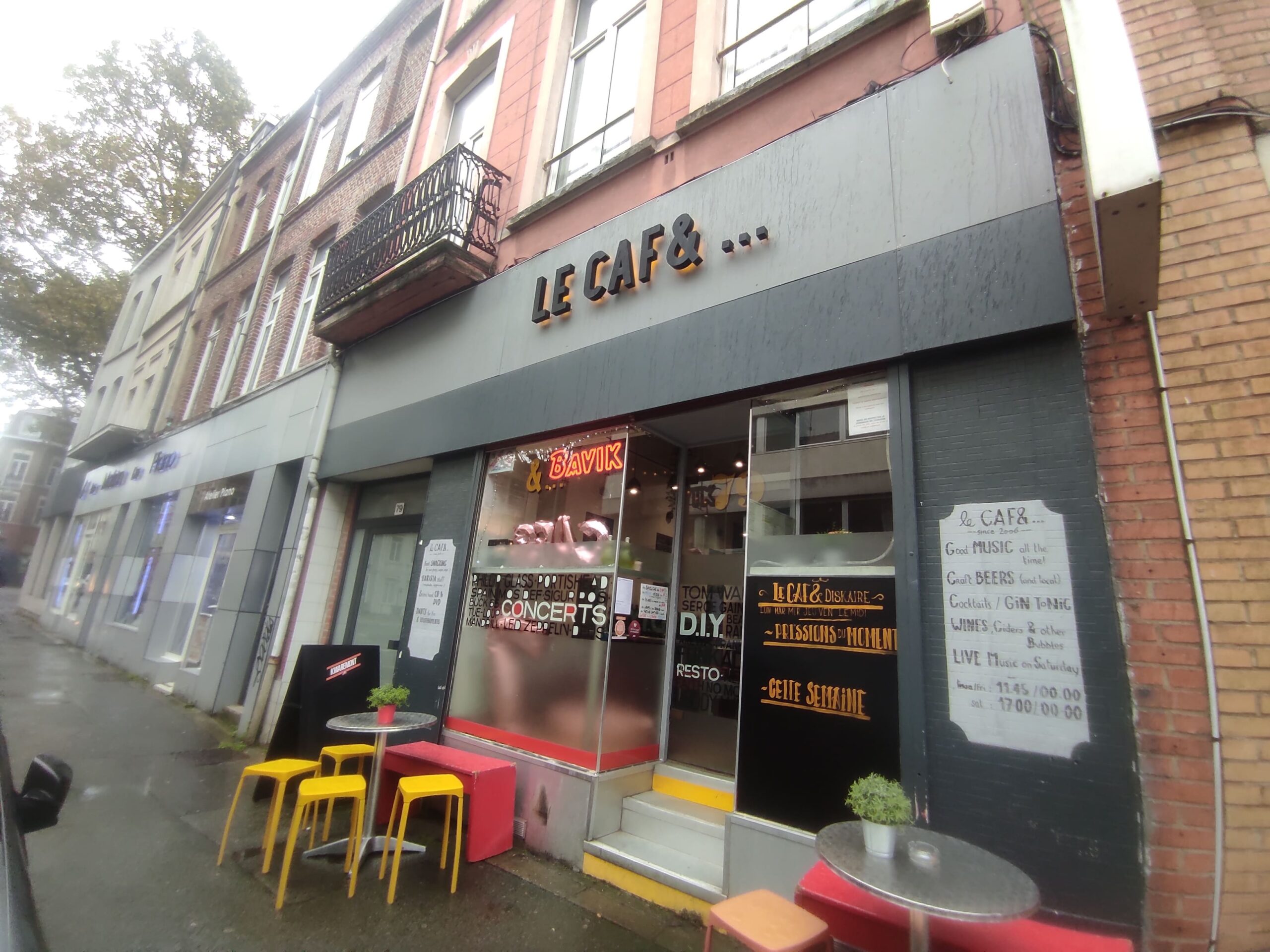 Le caf&diskaire