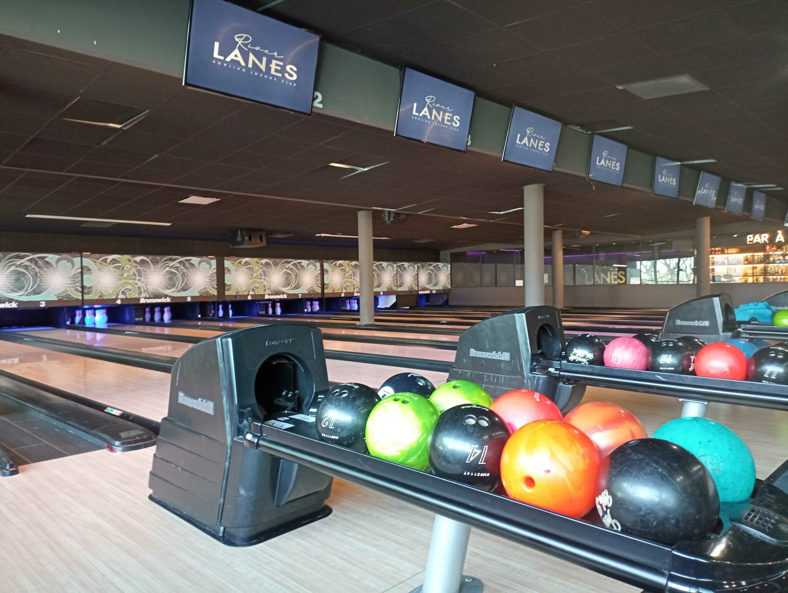 River Lanes