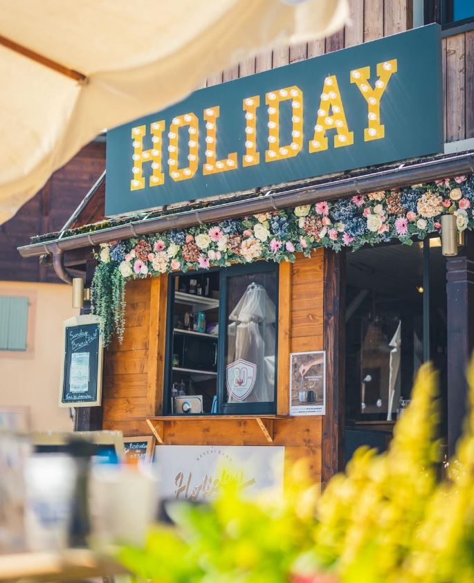 Holiday Restaurant - Crêperie