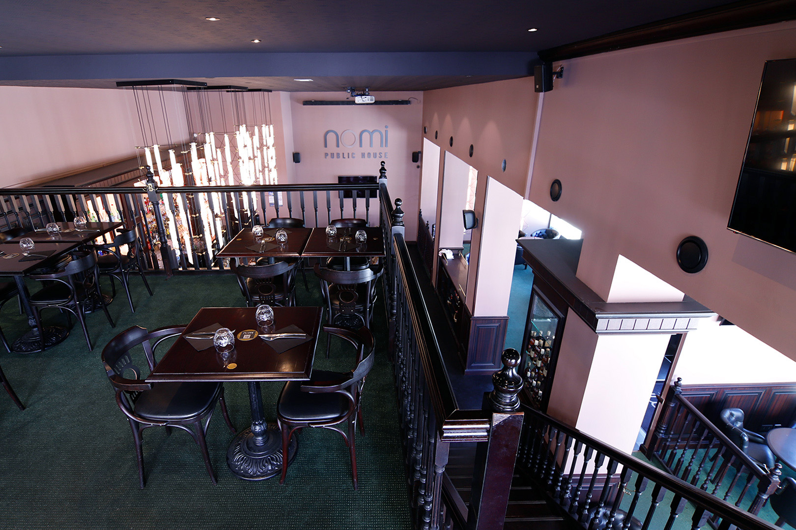 Nomi Public House