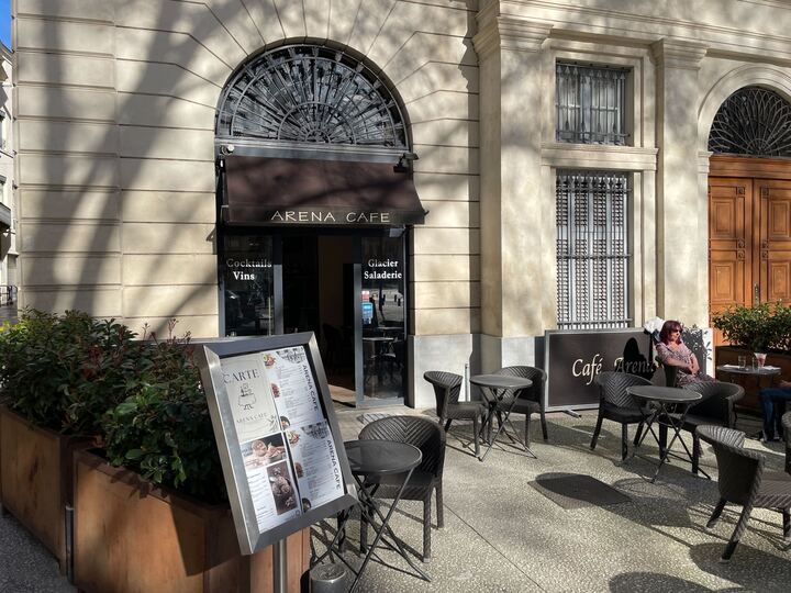 Arena cafe
