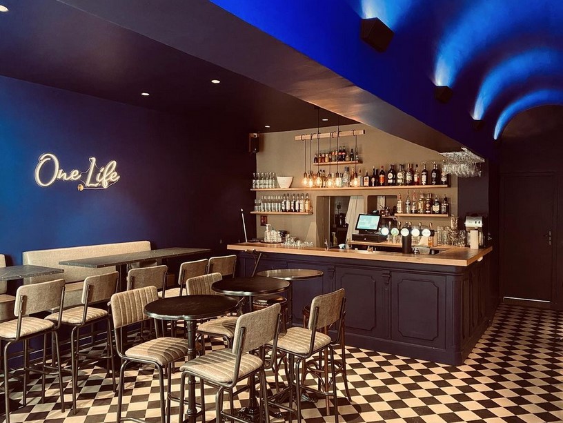 Café Court