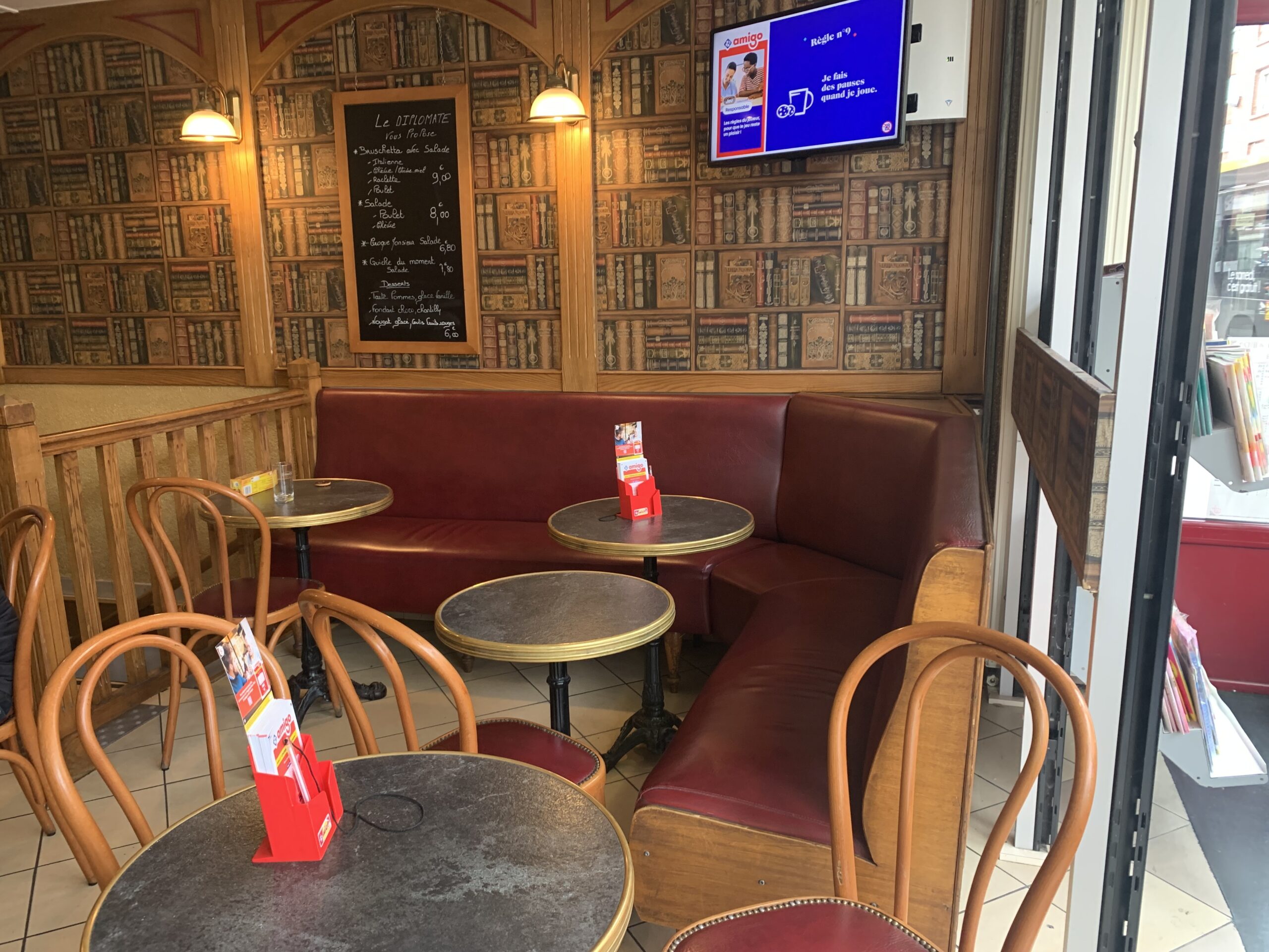 Le diplomate