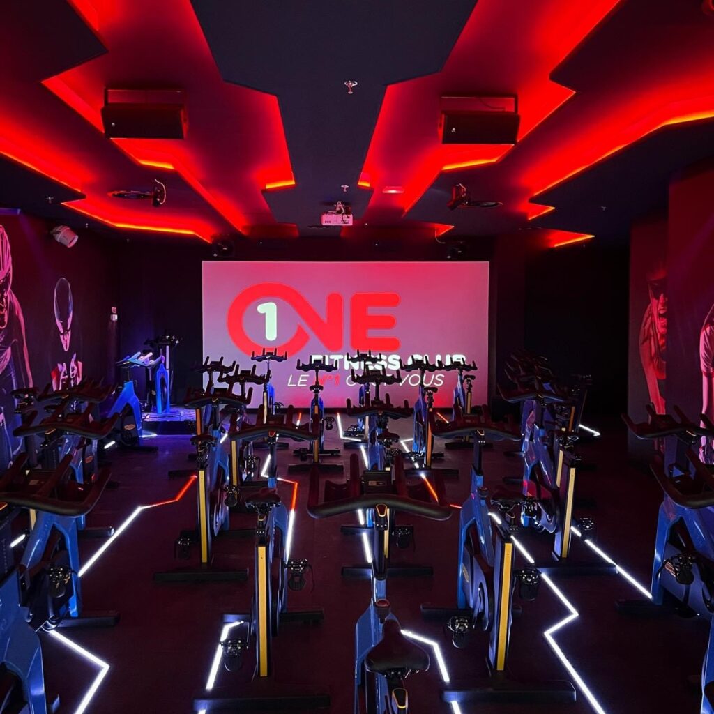 One Fitness Club Lille intérieur machines 2