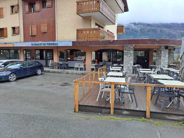 Le Tonneau