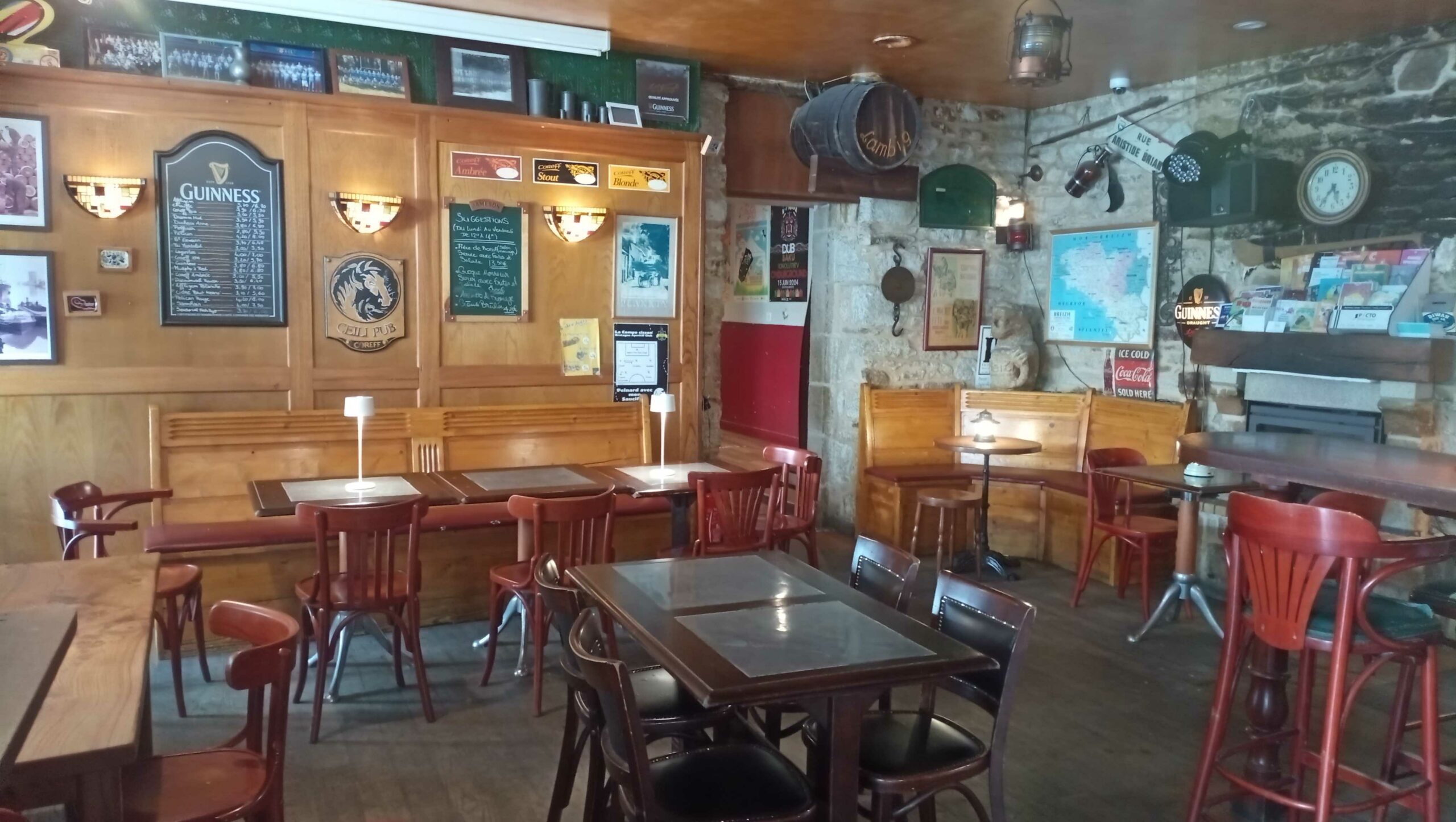 Ceili Pub