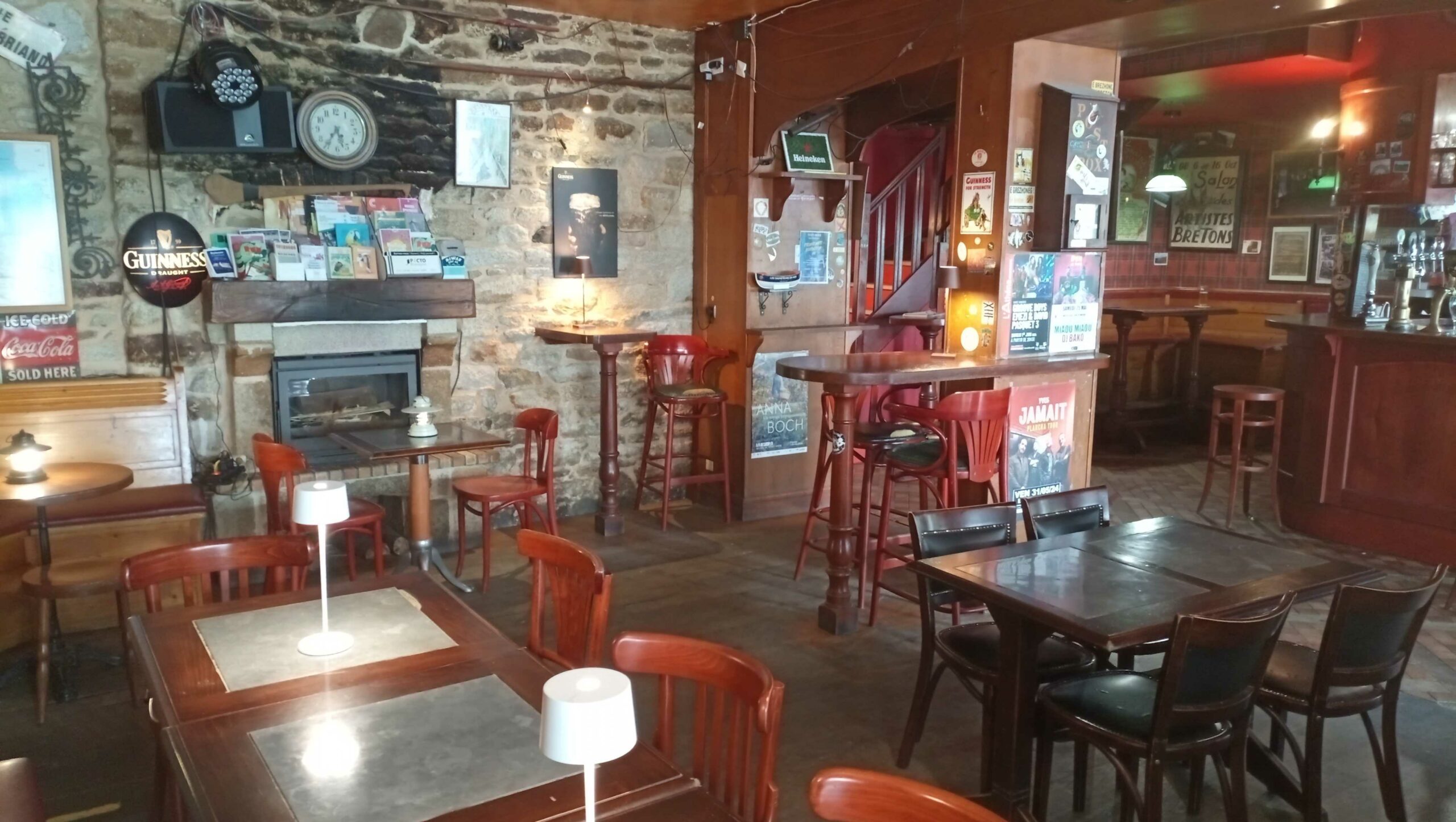 Ceili Pub