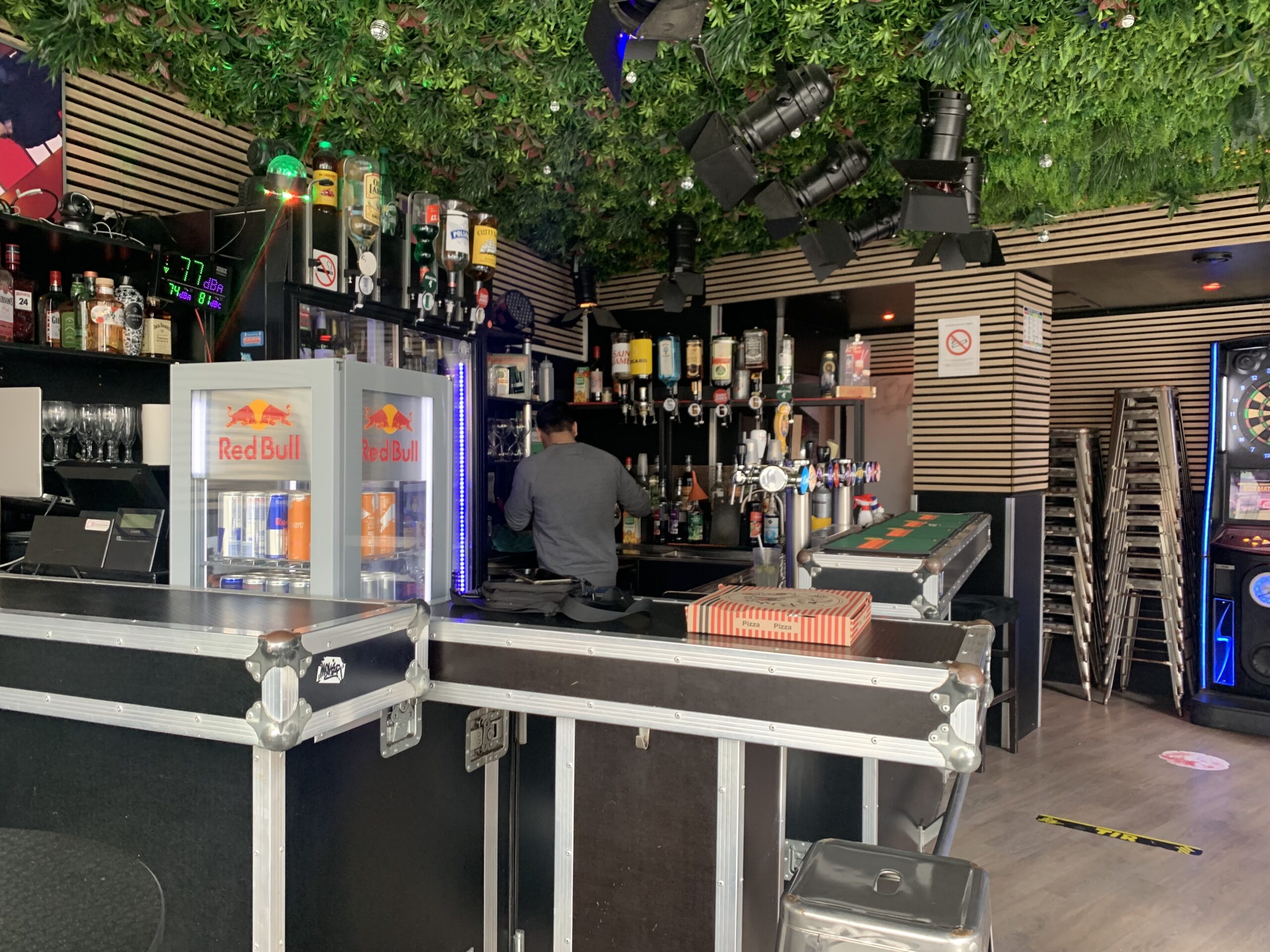 Box bar