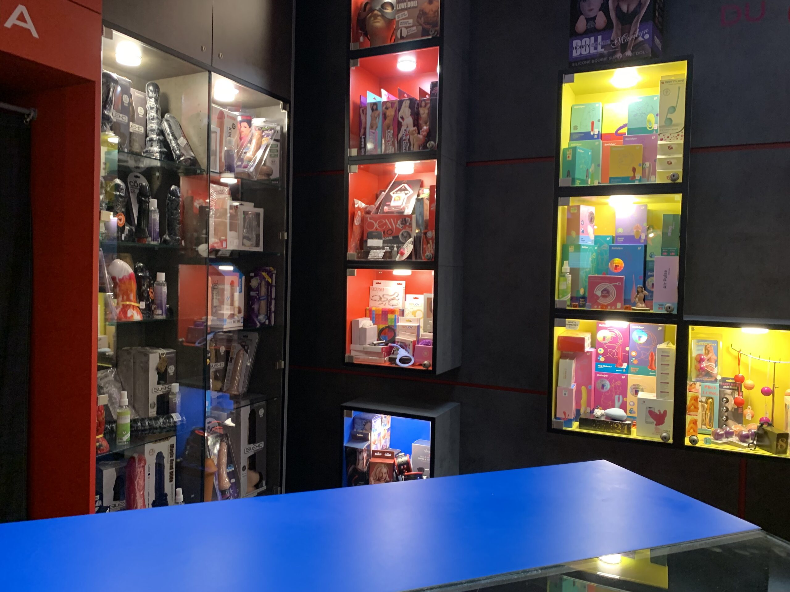Le cube sex shop