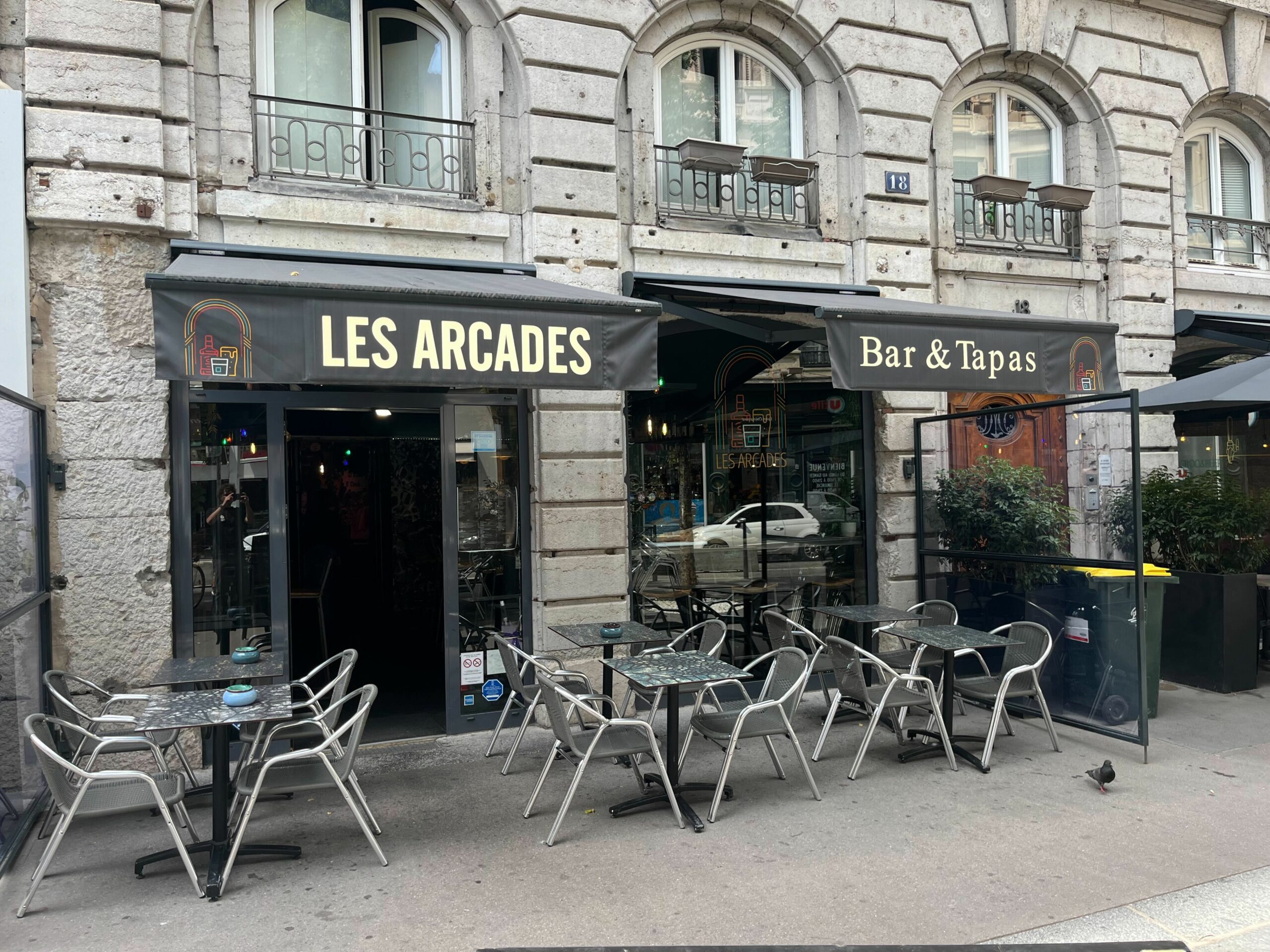 Les Arcades
