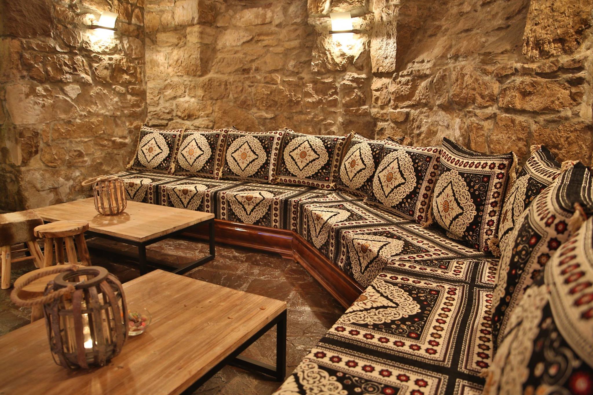 Loca Lounge