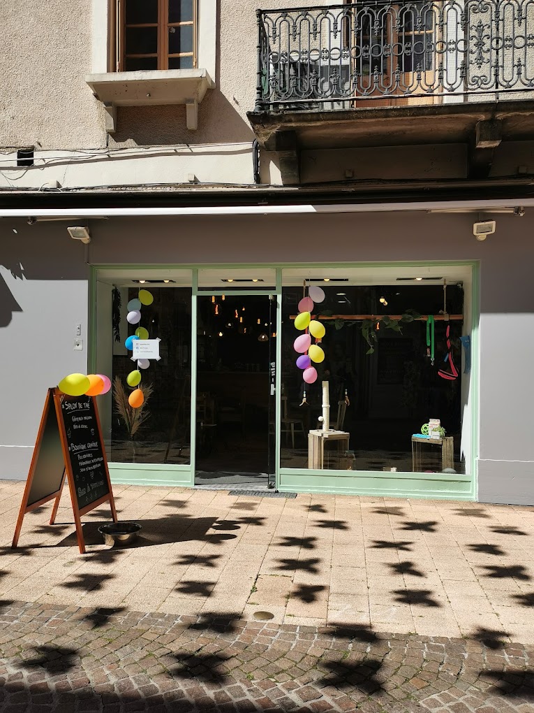 Mon Pti Loup ( Dog' concept store )