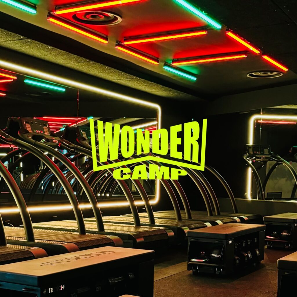 Wonder camp Marseille intérieur