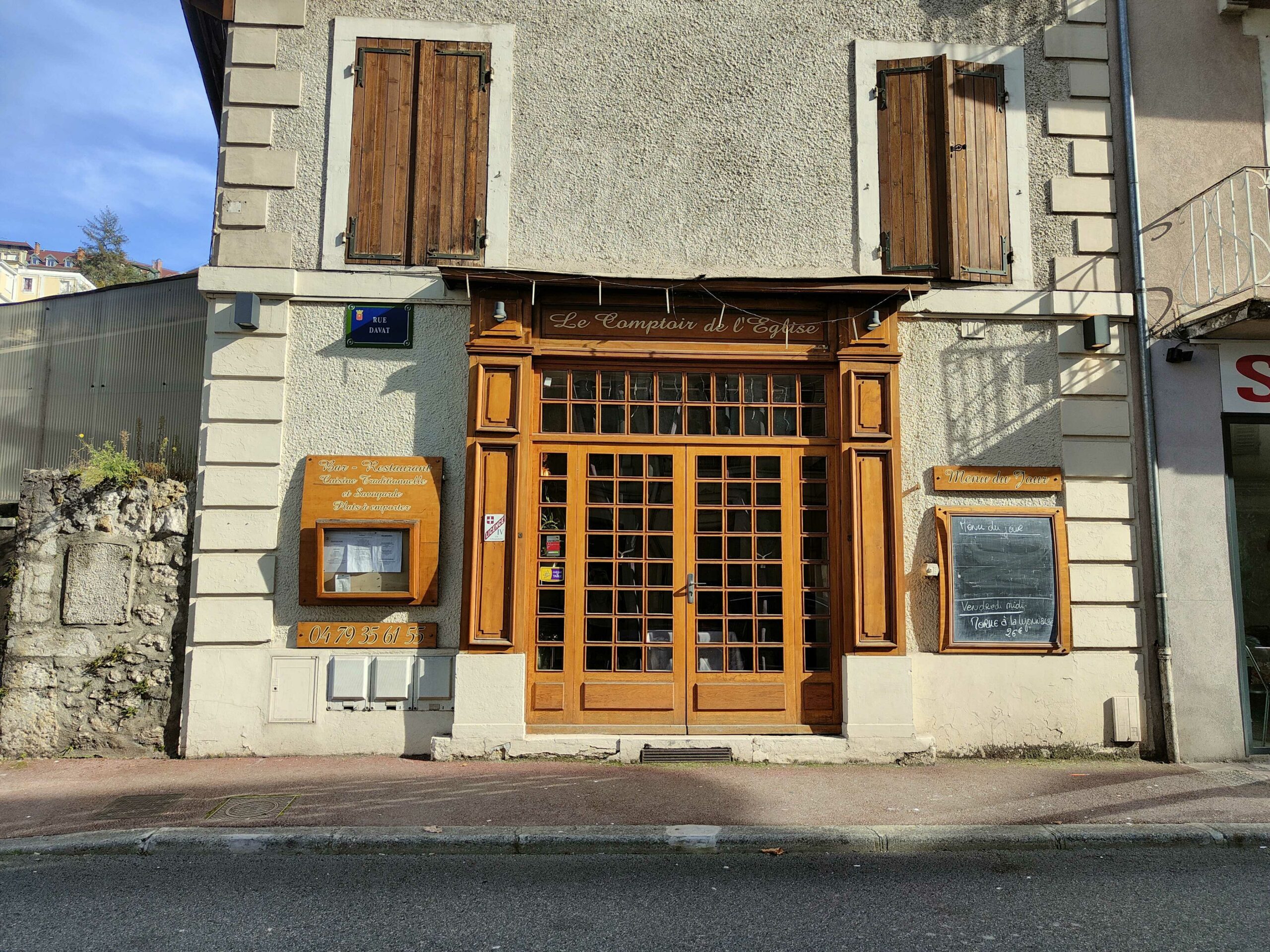 Le comptoir de l'eglise