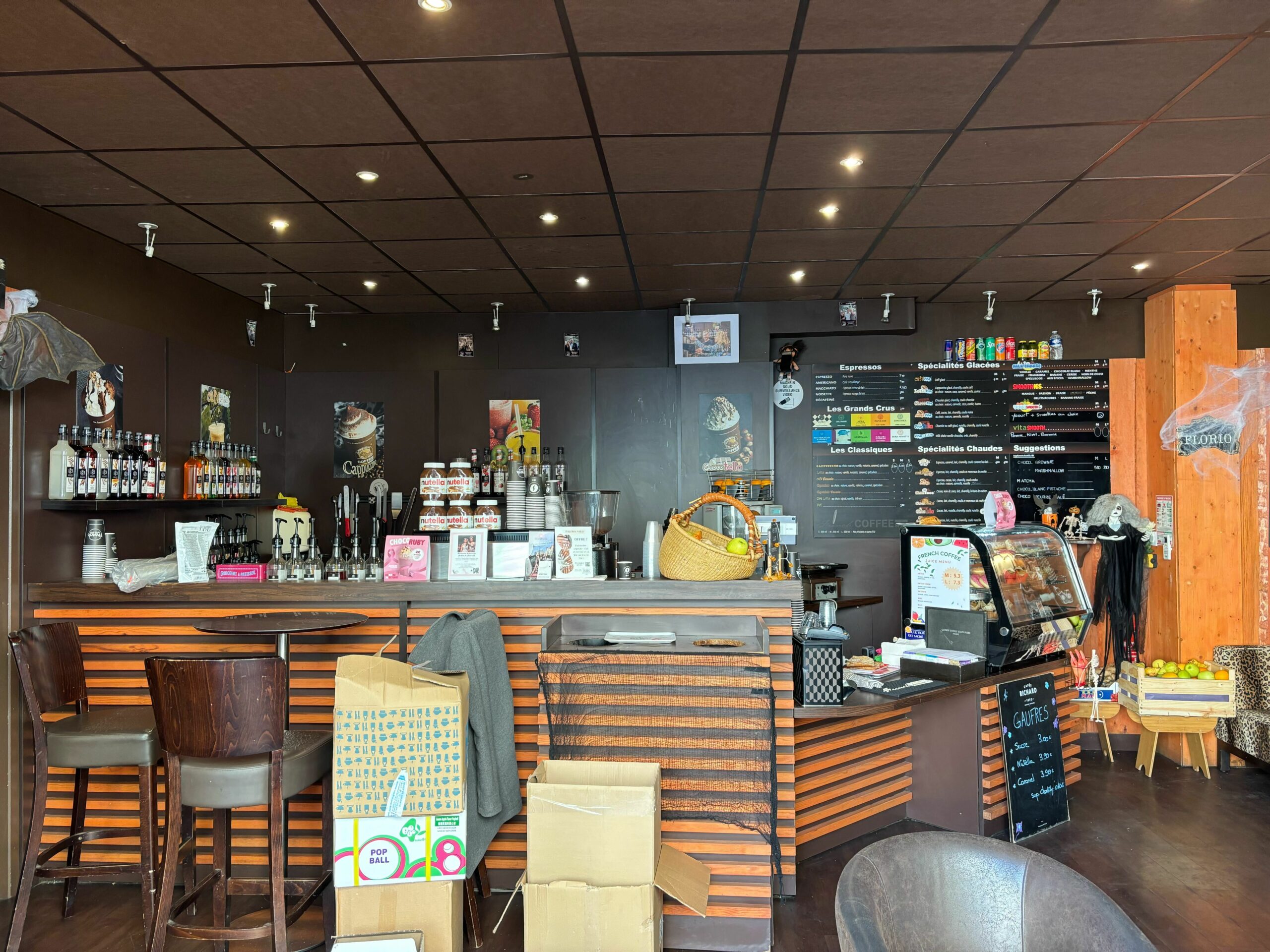 French coffee shop