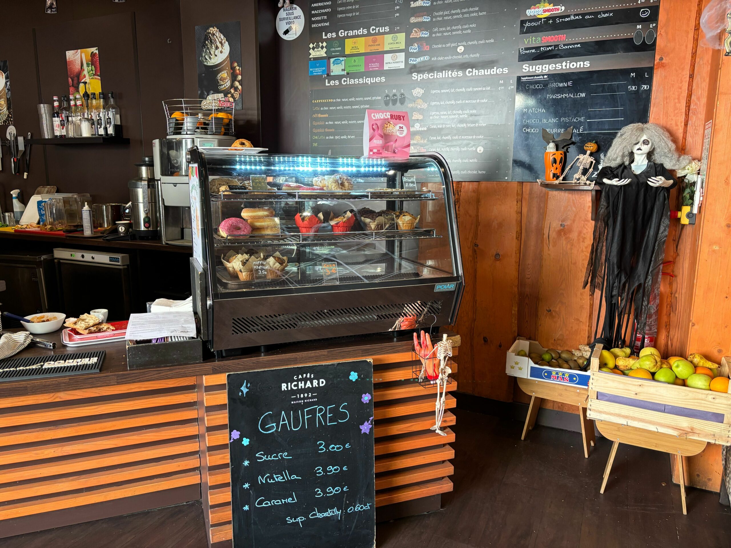 French coffee shop