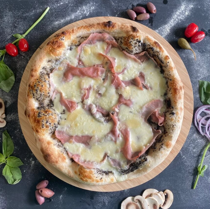 La Vita è Pizza