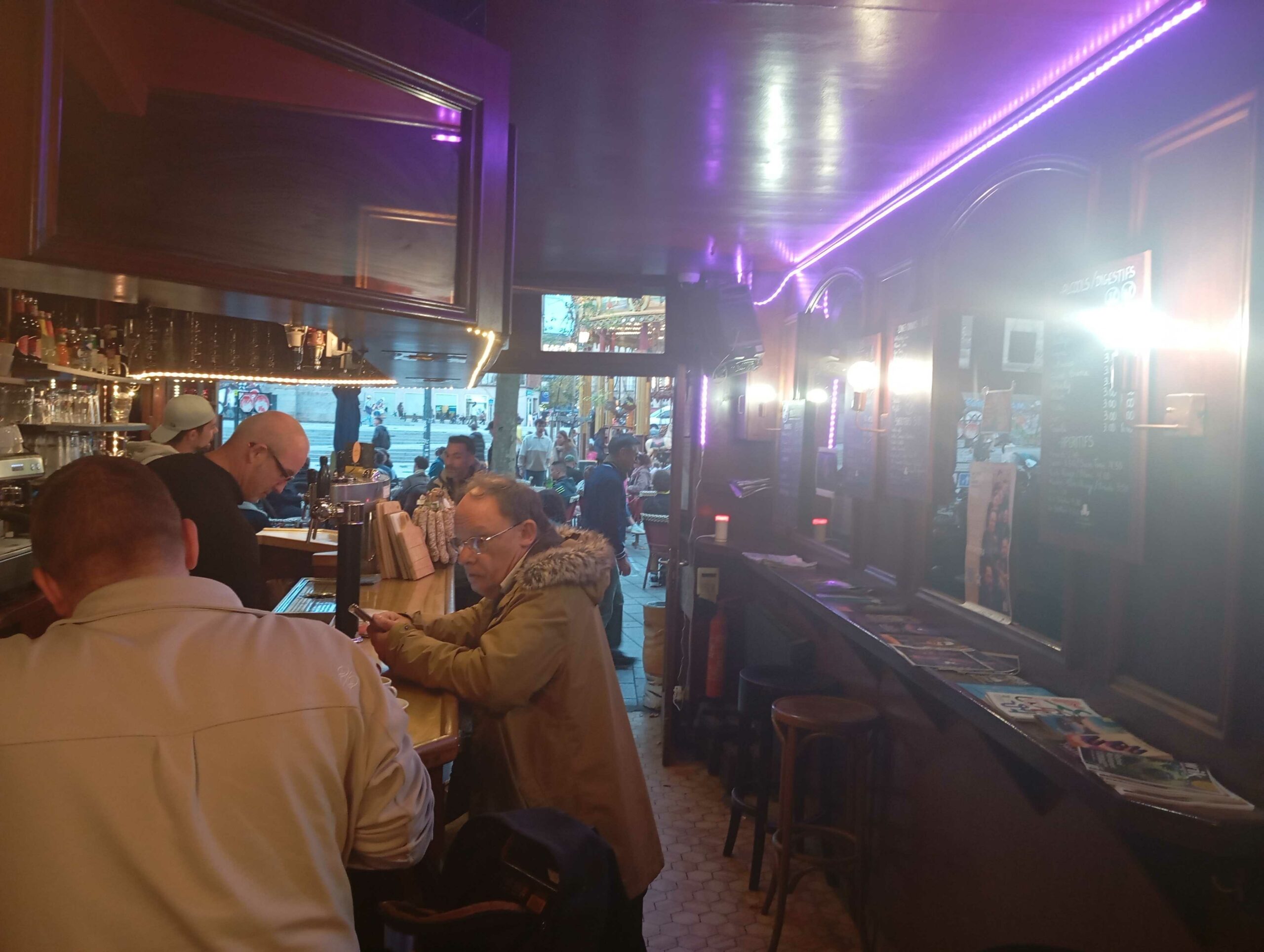Le Petit Bar