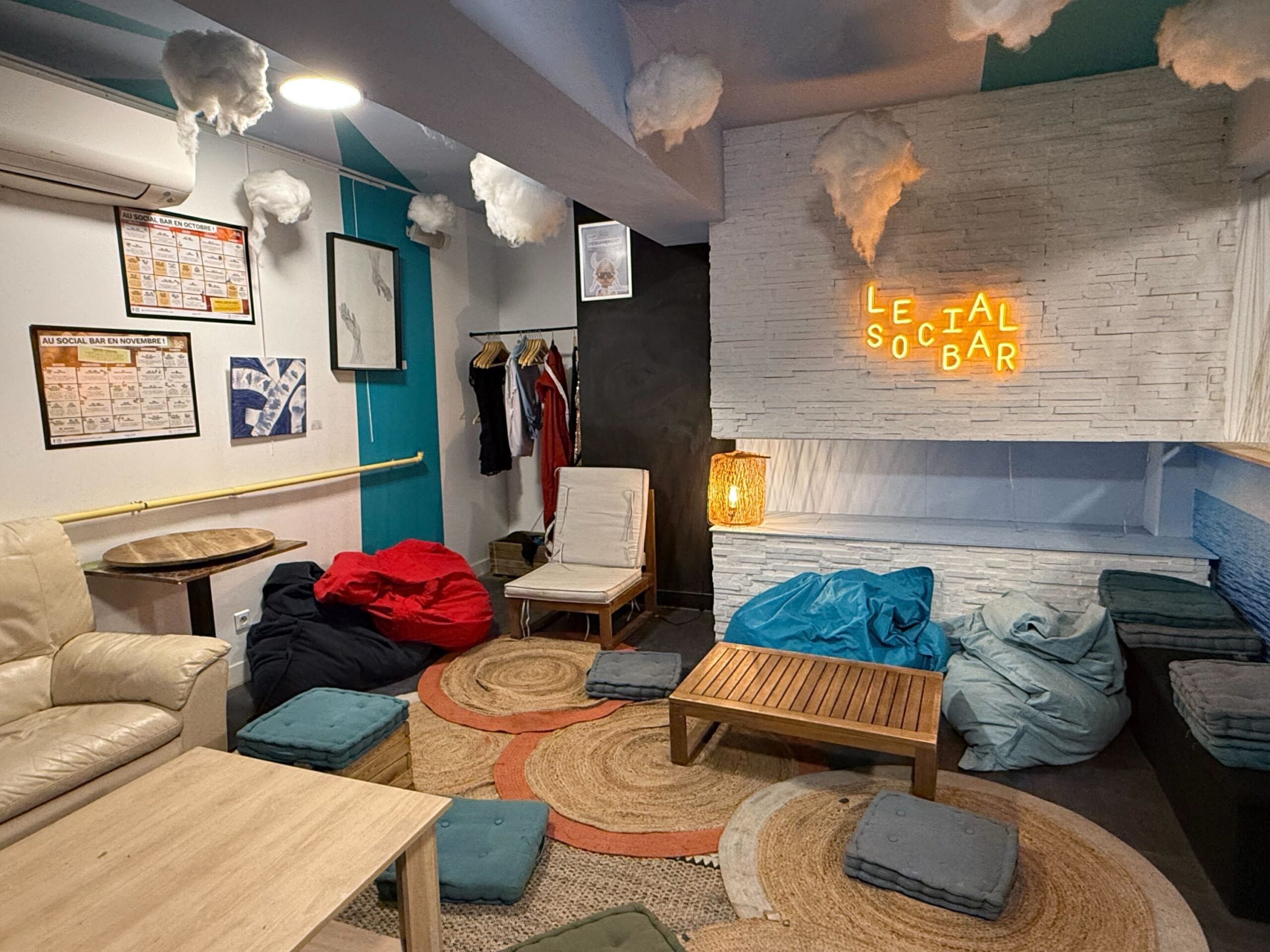 Social Bar