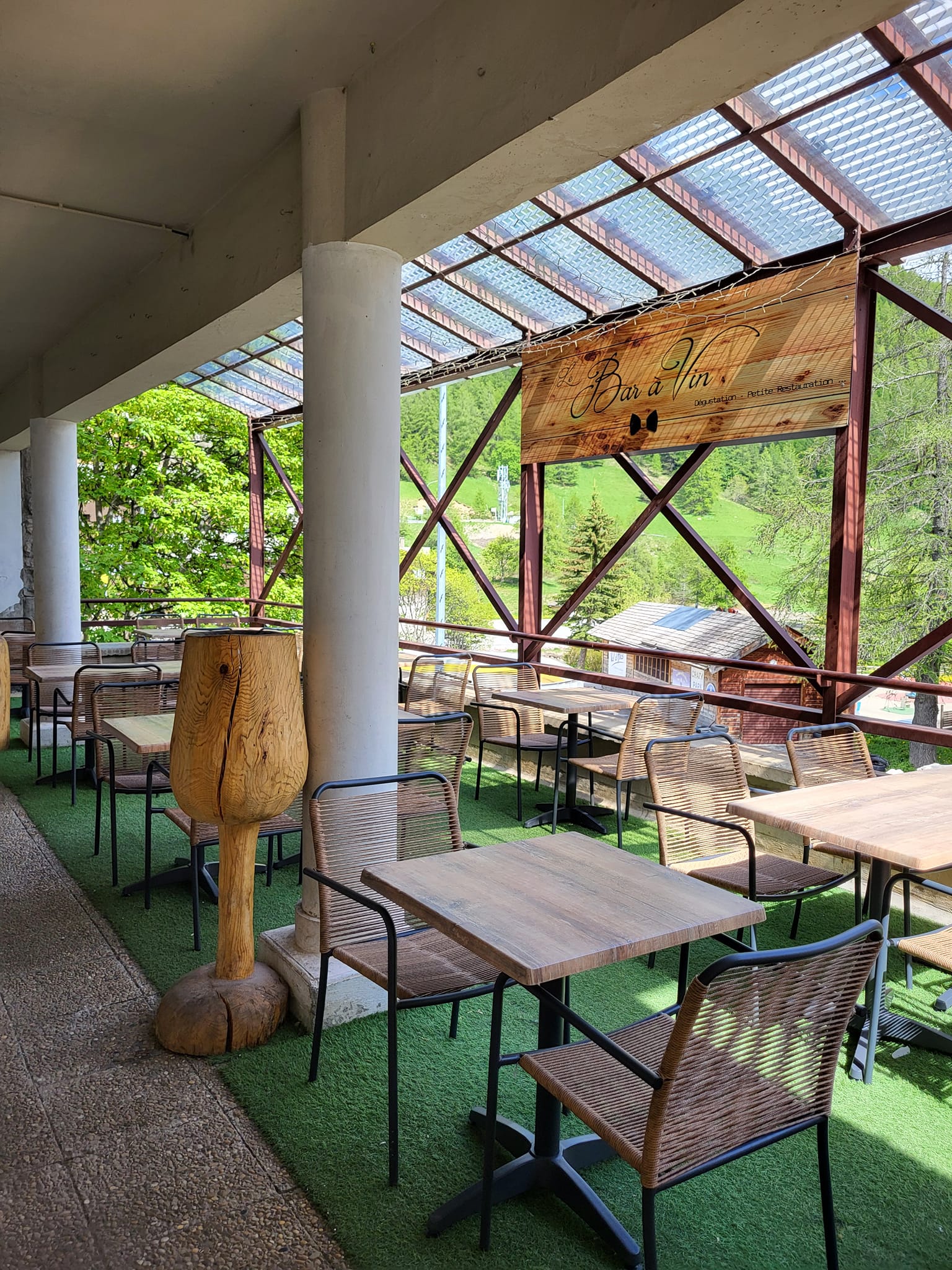 Le Bar à Vin