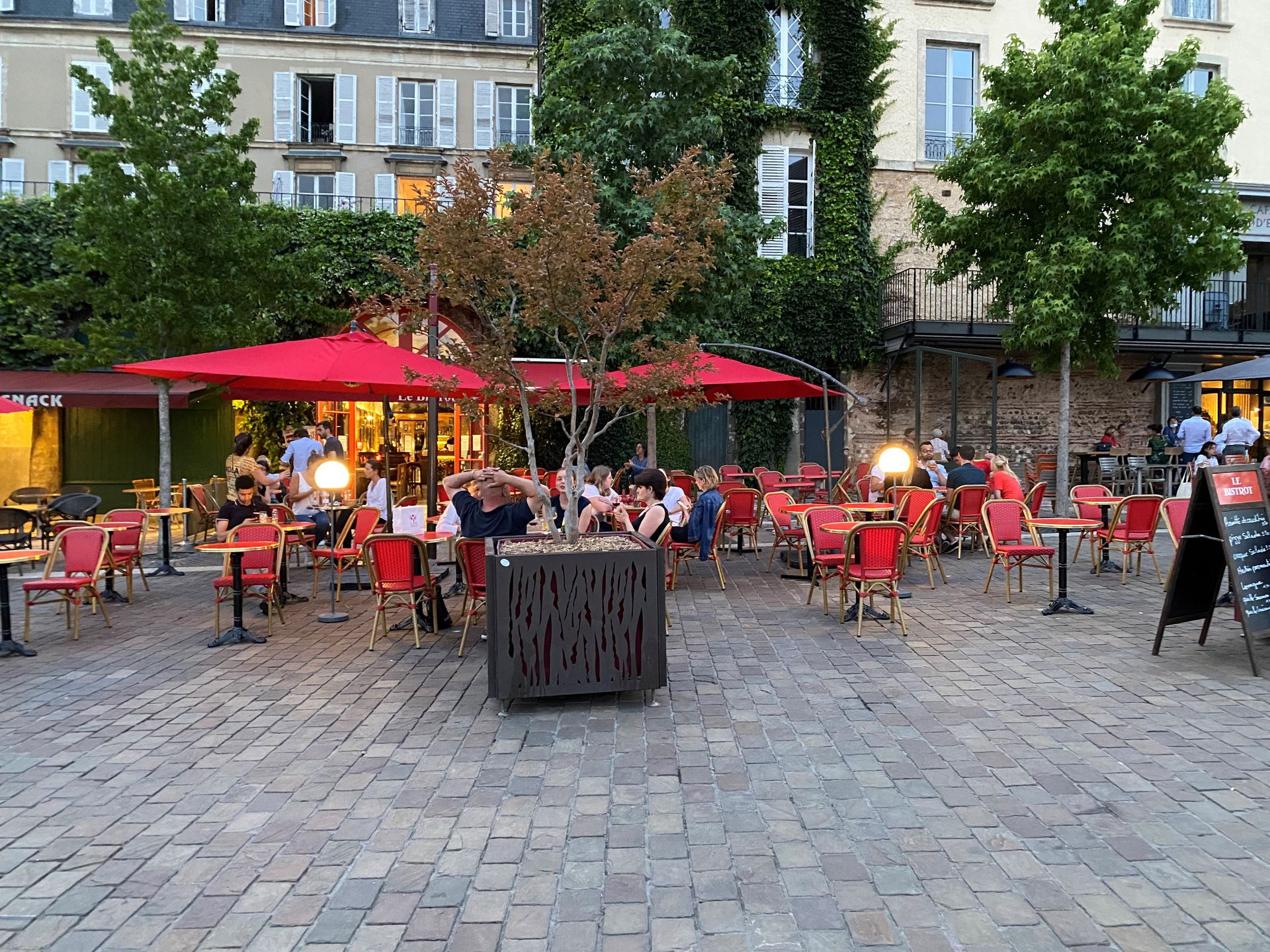 Le Bistrot
