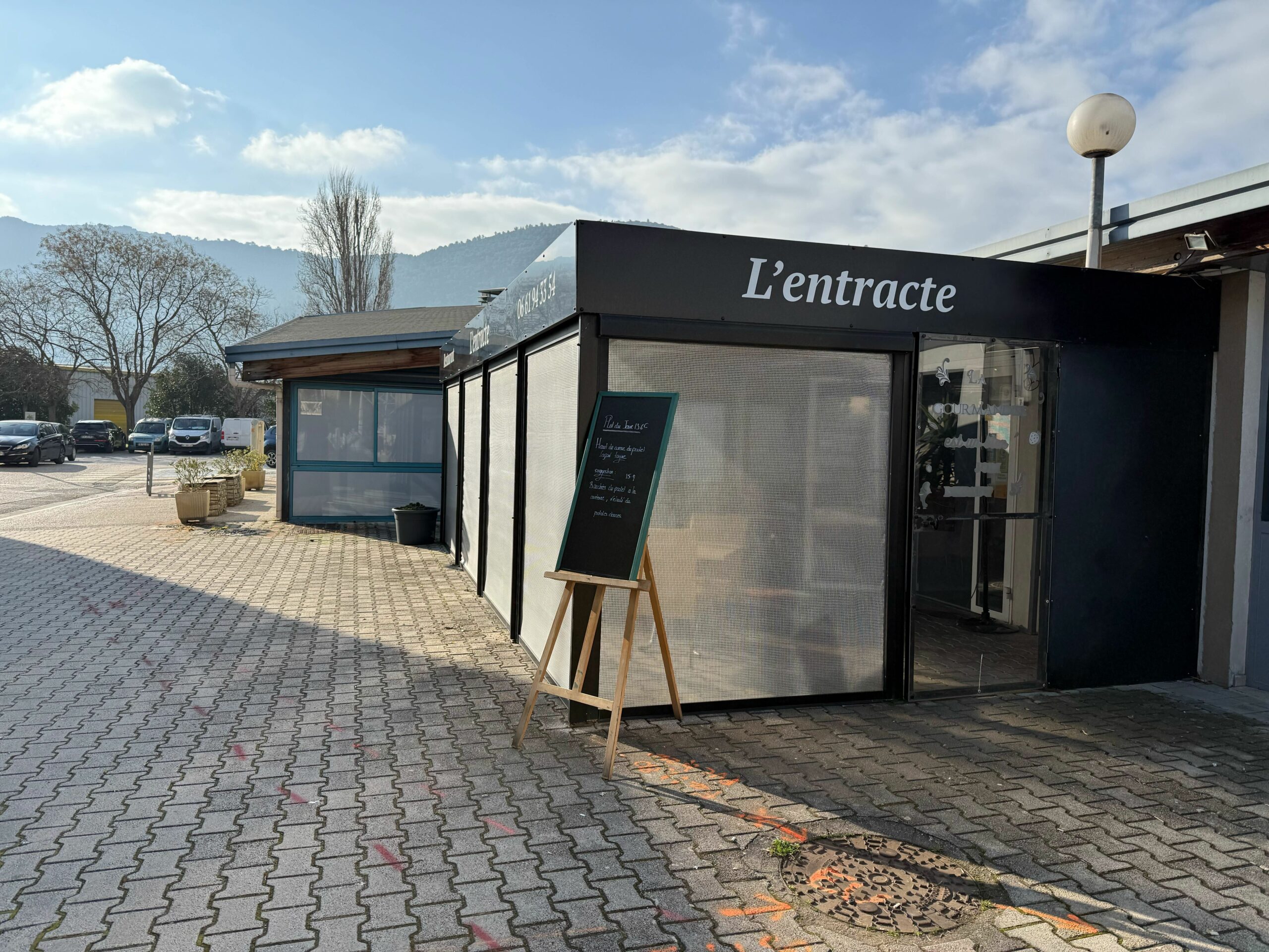 L'Entracte