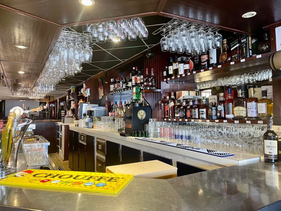Le Français Pub