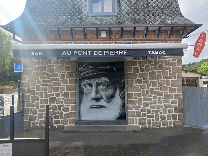 Au pont de pierre