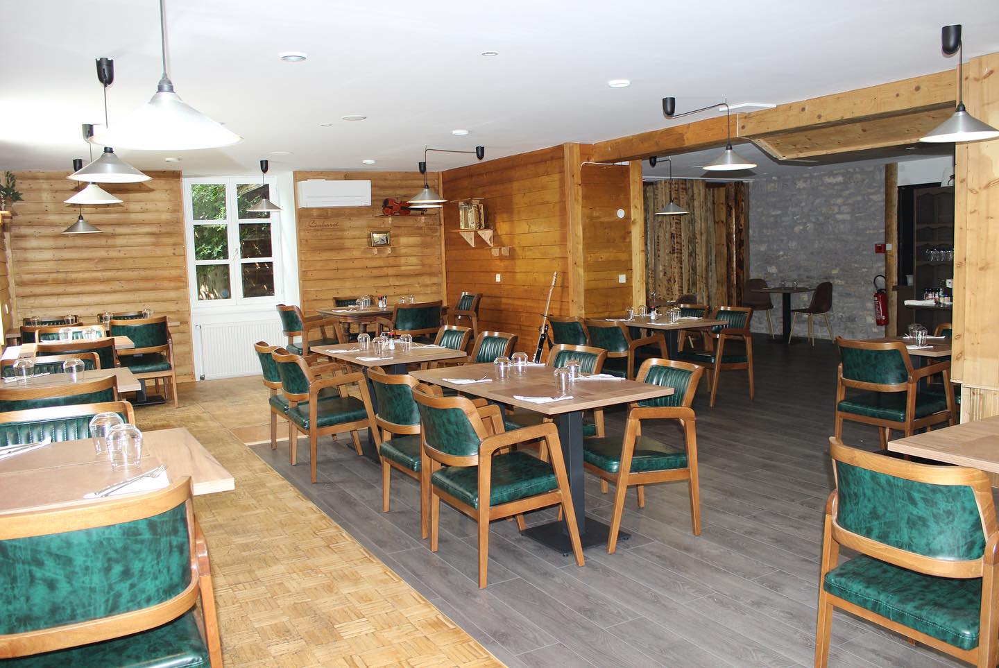 ETVET Steakhouse Brasserie