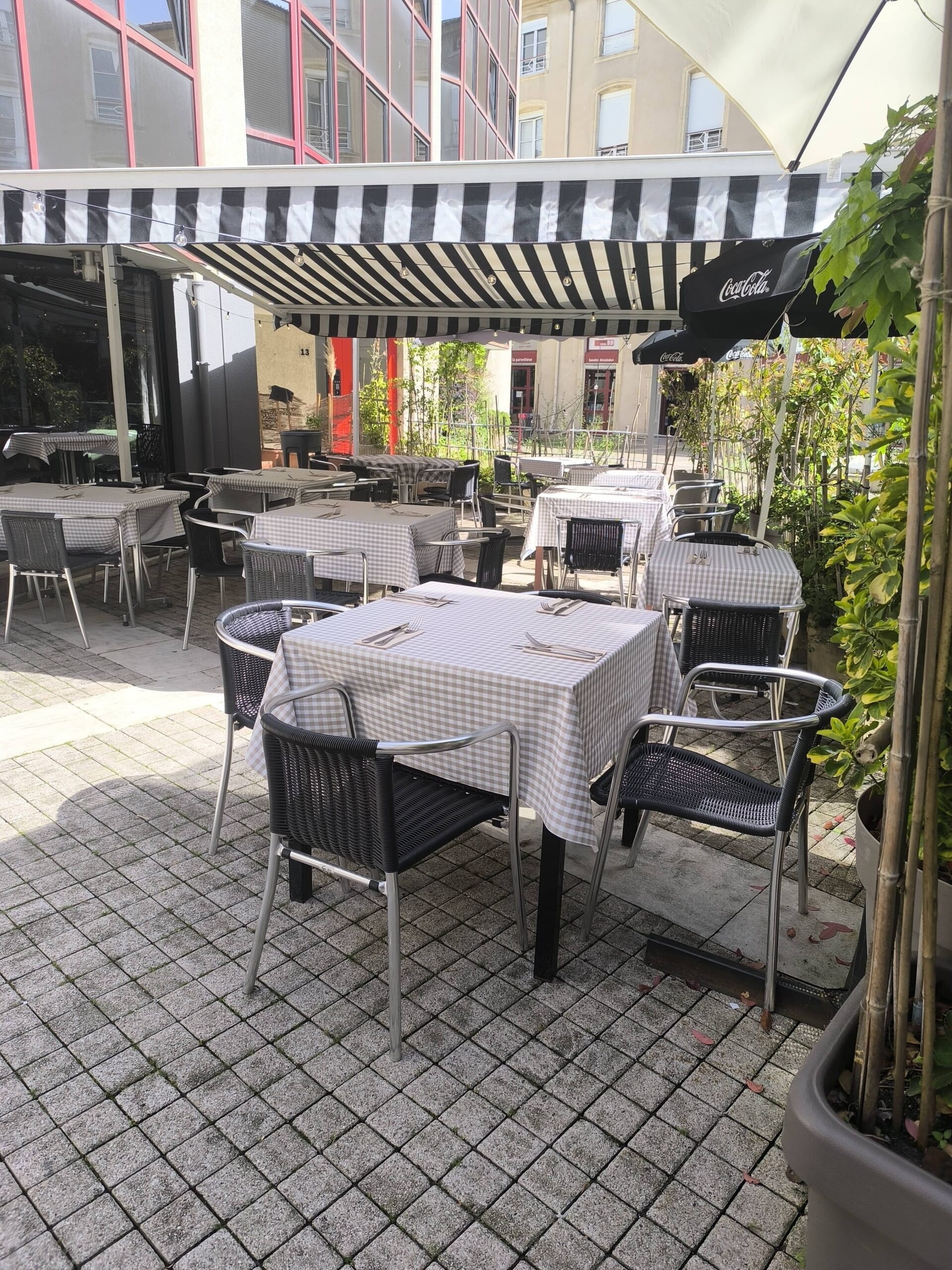 La Cour Des Arts