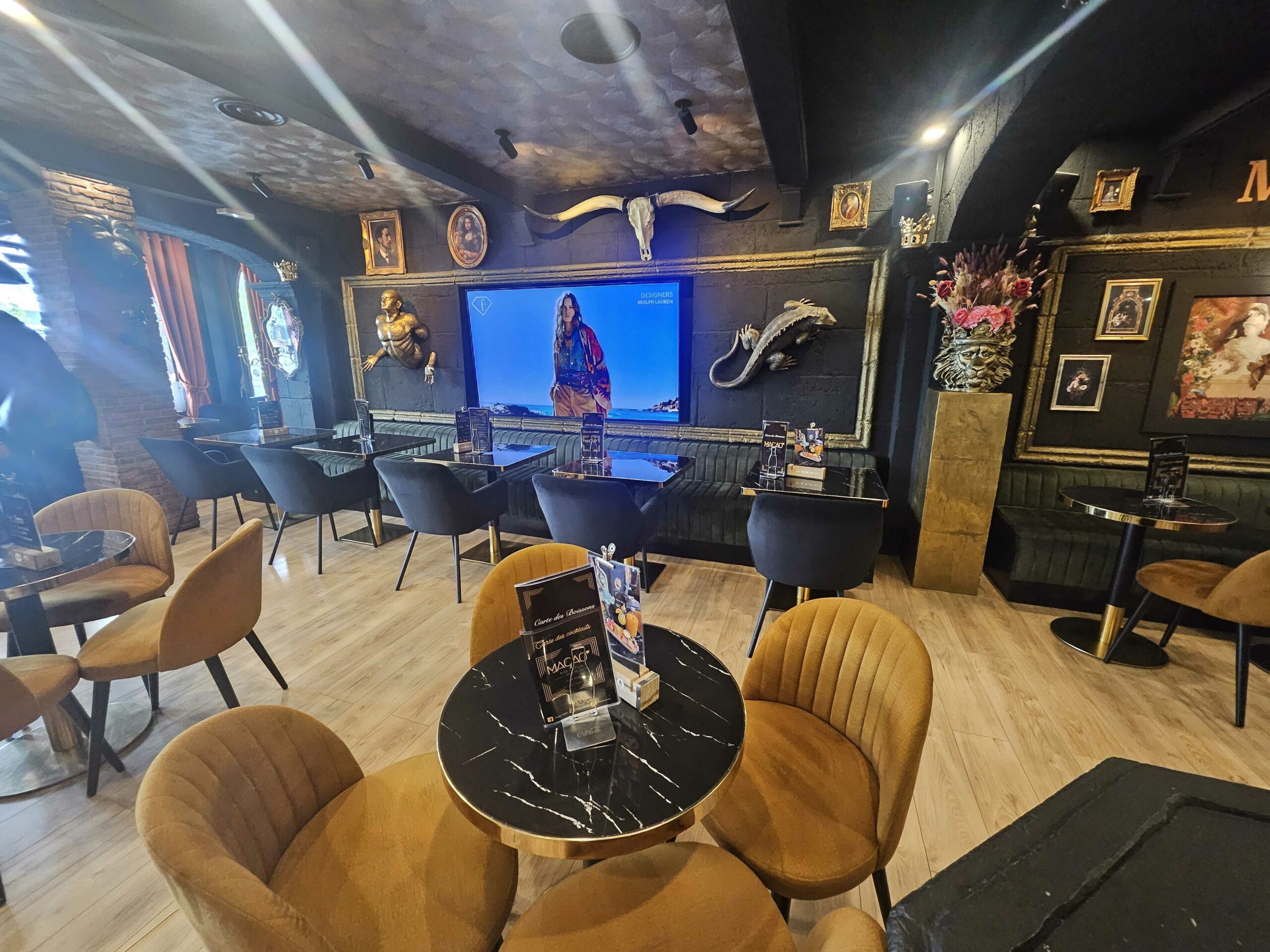 Macao Bar